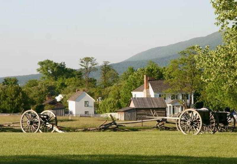Fairfield Inn And Suites By Marriott Strasburg Shenandoah Valley Servicios foto